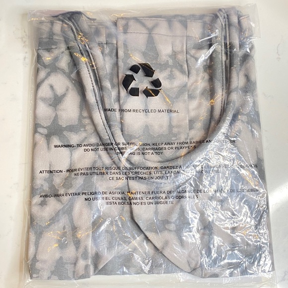 LAST CHANCE ** NWT ALO Grey Tiedye Tote Bag - Picture 5 of 6